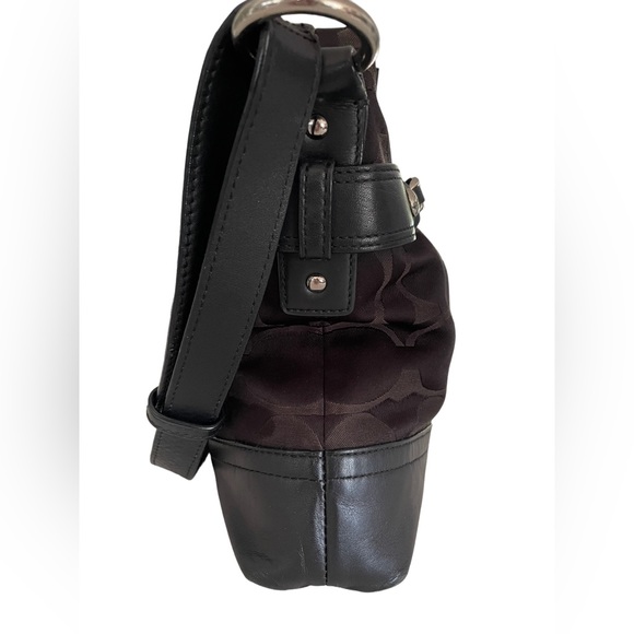 COACH Black Signature Chain Hobo Crossbody - Picture 5 of 9